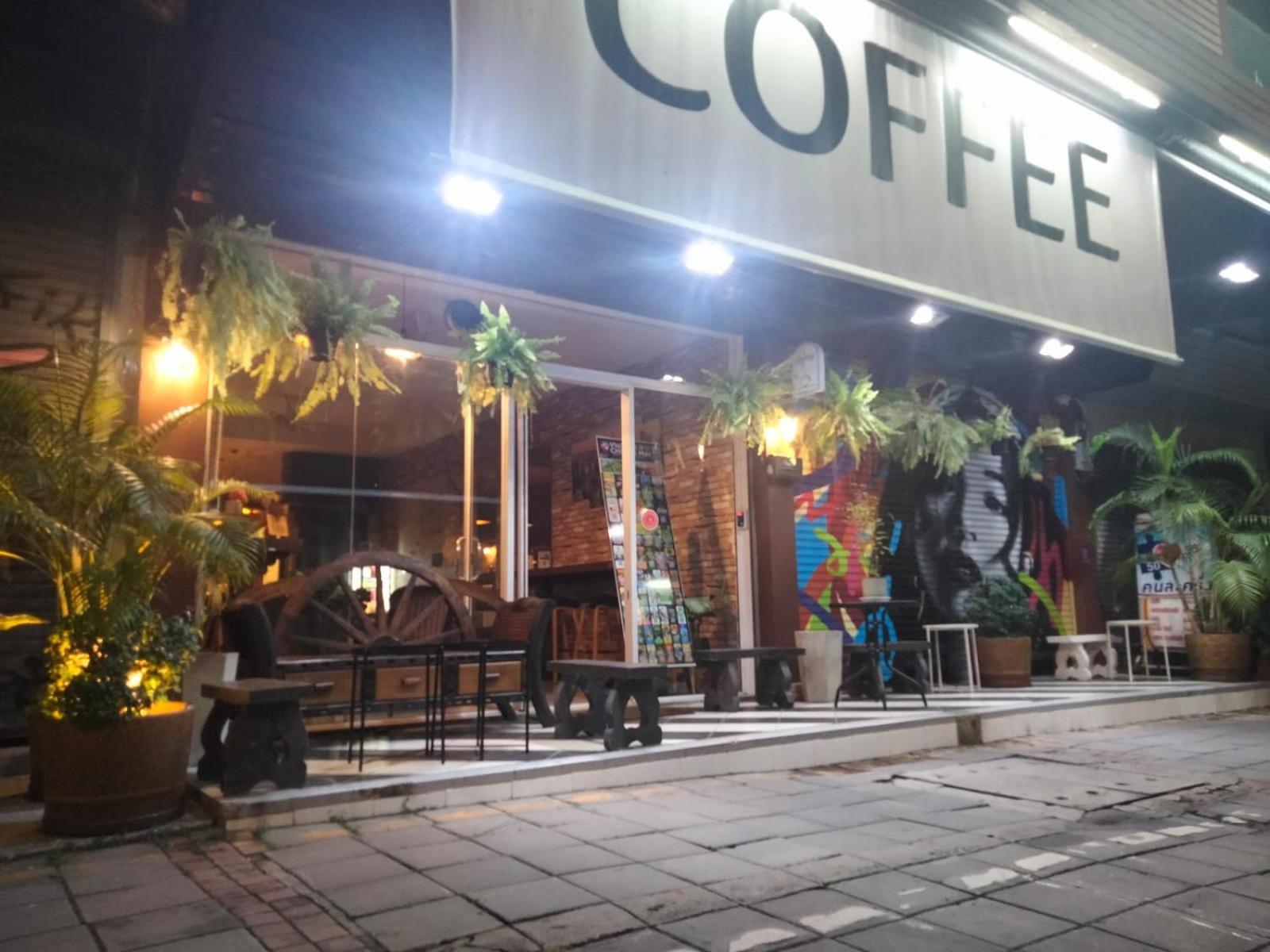 צ'יאנג מאי Chaiyee Coffee מראה חיצוני תמונה